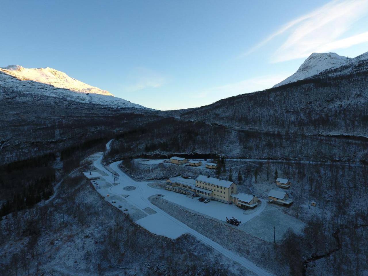 Gratangen Fjellhotell Exterior photo